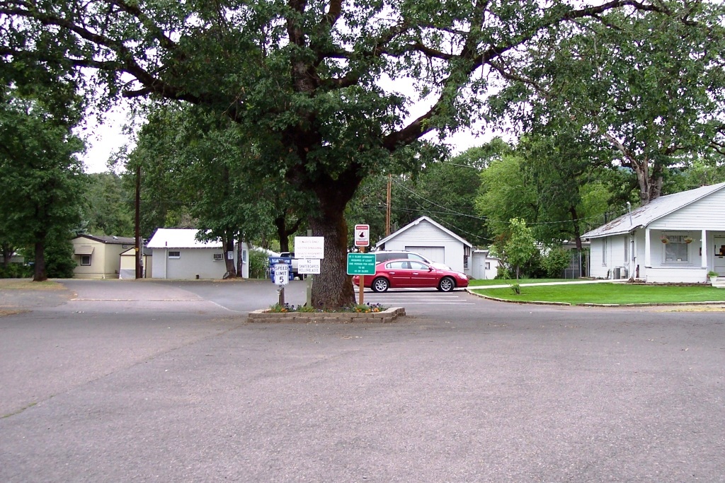 55+ Manufactured Home Community in Shady Cove Oregon